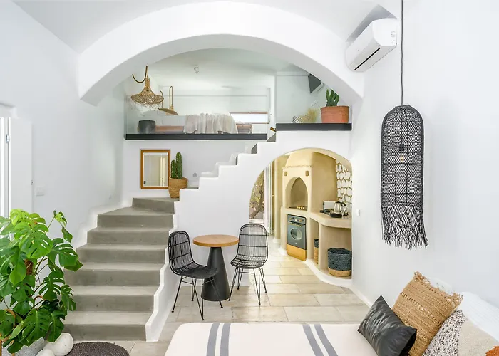 Euphoria Chora Naxos Aparthotel 4*