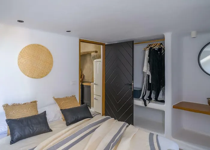 Euphoria Chora Naxos Aparthotel 4*